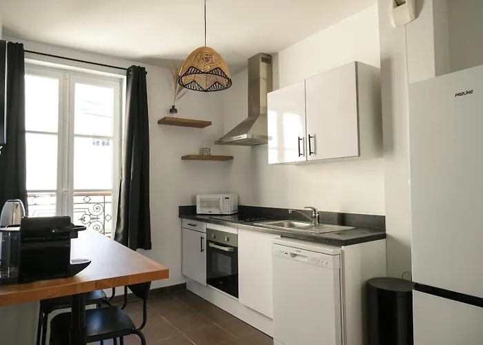 Apartamento La Cour Des Senteurs / F2 Chateau De Versalles