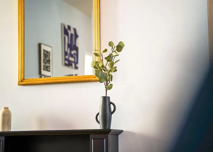 La Cour Des Senteurs / F2 Chateau De Apartamento Versalles